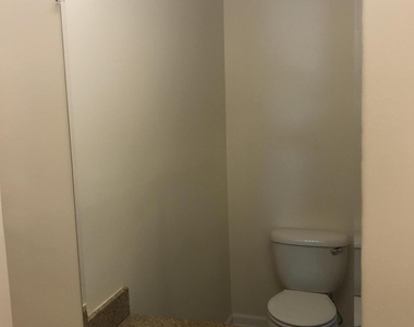 112 Morris Avenue - Photo Thumbnail 8