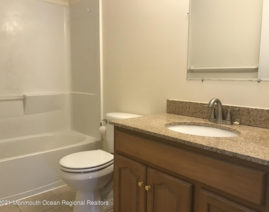 112 Morris Avenue - Photo Thumbnail 18
