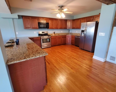 754 Ocean Avenue - Photo Thumbnail 4