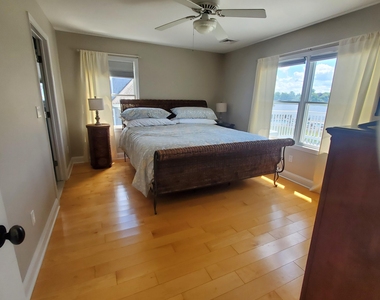 754 Ocean Avenue - Photo Thumbnail 15