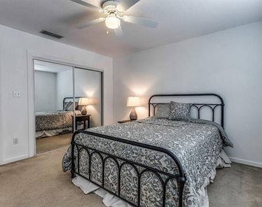 3721 El Campo Avenue - Photo Thumbnail 3