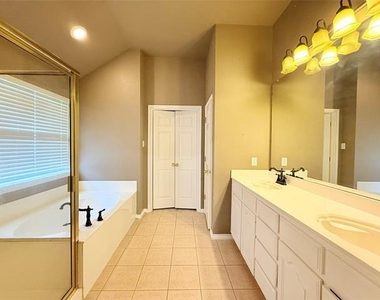 2713 Flint Rock Drive - Photo Thumbnail 6