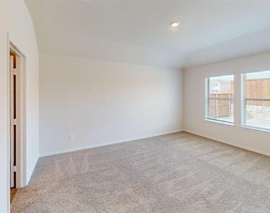 4124 Turquoise Avenue - Photo Thumbnail 8