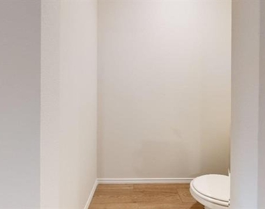 4124 Turquoise Avenue - Photo Thumbnail 13
