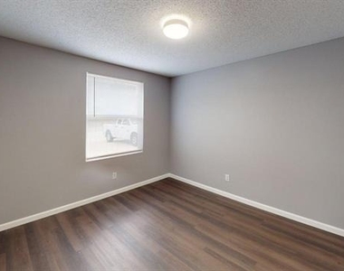 1309 Dawson Way - Photo Thumbnail 16