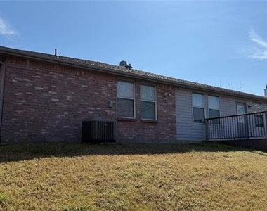 1309 Dawson Way - Photo Thumbnail 24