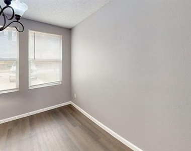 1309 Dawson Way - Photo Thumbnail 5