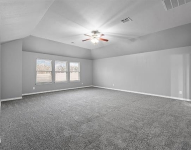400 Hidden Lake Court - Photo Thumbnail 34