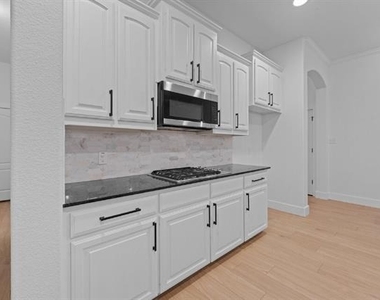 400 Hidden Lake Court - Photo Thumbnail 27