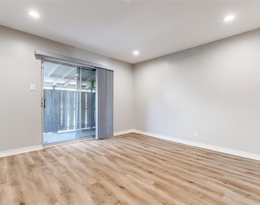15909 Archwood Lane - Photo Thumbnail 9