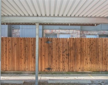 7604 Chapin Road - Photo Thumbnail 17