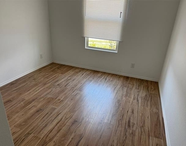 1729 High Perch Lane - Photo Thumbnail 8