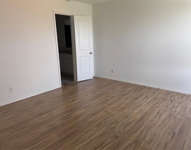 1729 High Perch Lane - Photo Thumbnail 5