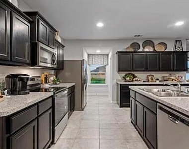 829 Loomis Trail - Photo Thumbnail 8