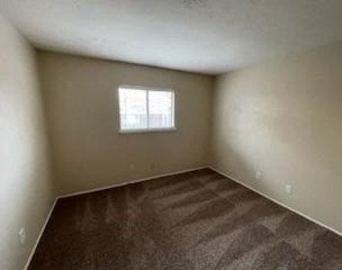 821 Stone Trail Drive - Photo Thumbnail 14