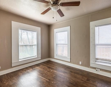203 W Purdom Avenue - Photo Thumbnail 15