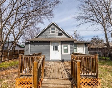 203 W Purdom Avenue - Photo Thumbnail 20