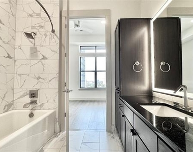 3330 Oak Grove Avenue - Photo Thumbnail 21