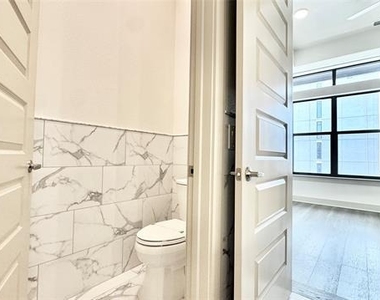 3330 Oak Grove Avenue - Photo Thumbnail 18