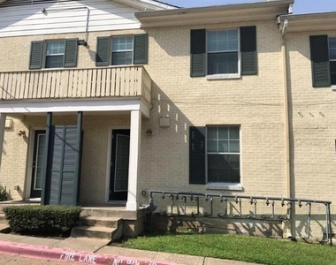 4744 Bradford Drive - Photo Thumbnail 17