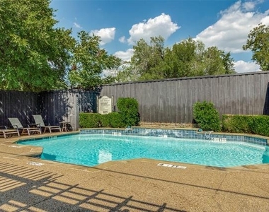 4744 Bradford Drive - Photo Thumbnail 11