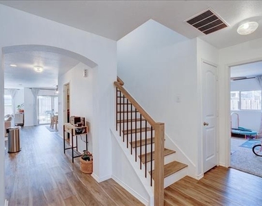 6233 Skysail Road - Photo Thumbnail 9