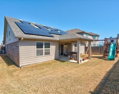 6233 Skysail Road - Photo Thumbnail 24