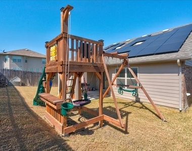 6233 Skysail Road - Photo Thumbnail 25