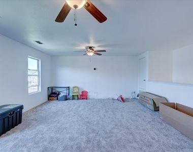 6233 Skysail Road - Photo Thumbnail 20
