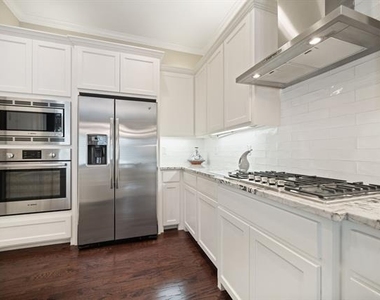 7513 Renaissance Boulevard - Photo Thumbnail 8