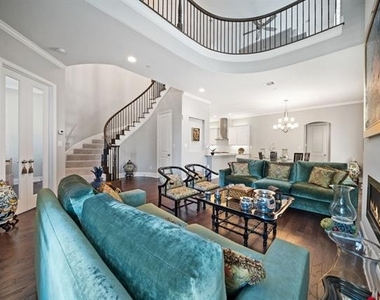 7513 Renaissance Boulevard - Photo Thumbnail 2
