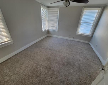 1019 Sheridan Avenue - Photo Thumbnail 5