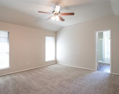 2161 Teagle Drive - Photo Thumbnail 15