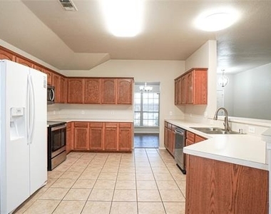 2161 Teagle Drive - Photo Thumbnail 7