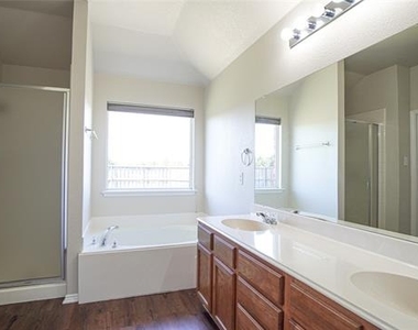2161 Teagle Drive - Photo Thumbnail 17