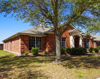 2161 Teagle Drive - Photo Thumbnail 3