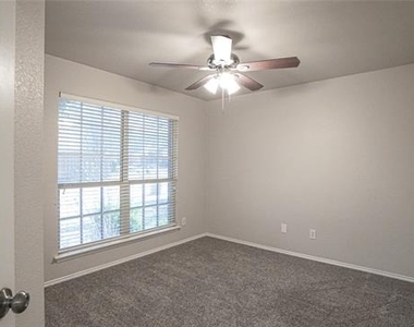 2161 Teagle Drive - Photo Thumbnail 22