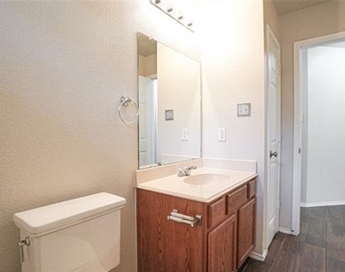 2161 Teagle Drive - Photo Thumbnail 24