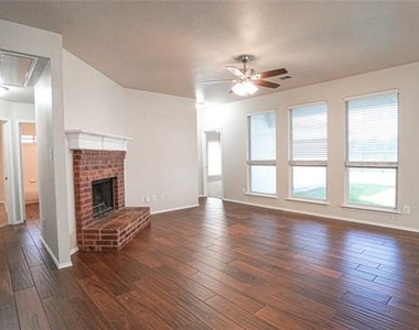 2161 Teagle Drive - Photo Thumbnail 6