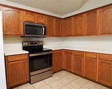 2161 Teagle Drive - Photo Thumbnail 9