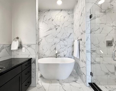 3330 Oak Grove Drive - Photo Thumbnail 12