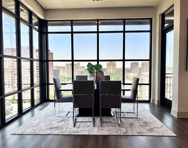3330 Oak Grove Drive - Photo Thumbnail 6