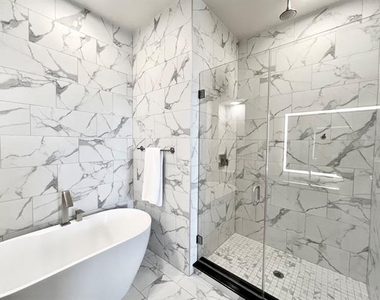 3330 Oak Grove Drive - Photo Thumbnail 11