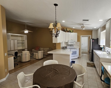 7960 Se Peppercorn Court - Photo Thumbnail 14
