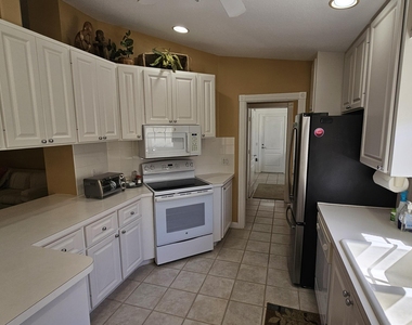 7960 Se Peppercorn Court - Photo Thumbnail 13