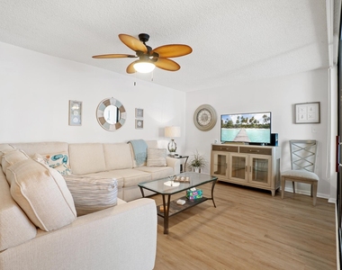 950 Lavers Circle - Photo Thumbnail 25