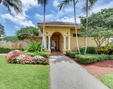 950 Lavers Circle - Photo Thumbnail 13