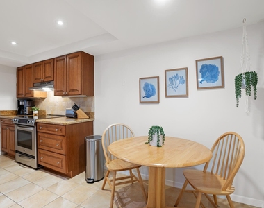 950 Lavers Circle - Photo Thumbnail 31