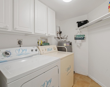 950 Lavers Circle - Photo Thumbnail 36