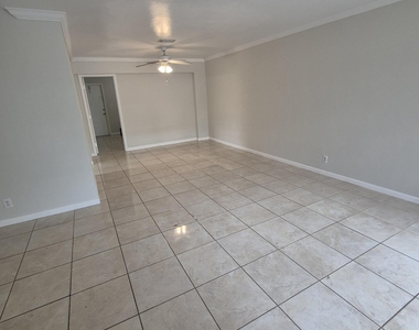 3709 Tyler Street - Photo Thumbnail 4